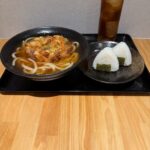 かき揚げうどんセット　『メイン、おにぎり2個、ソフトドリンク』